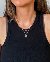 Load image into Gallery viewer, Fantail Necklace