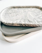 Load image into Gallery viewer, Oval Dish