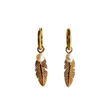 Load image into Gallery viewer, Tui Hoop Earrings