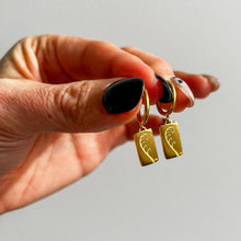 Load image into Gallery viewer, Pītau Fern Frond Hoop Earrings