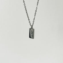 Load image into Gallery viewer, Pītau Fern Frond Necklace