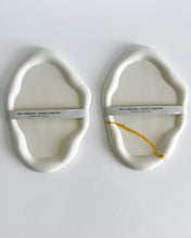 Load image into Gallery viewer, Oval Wavy Dish