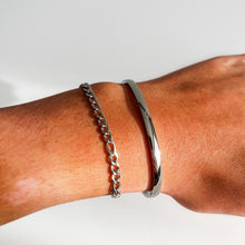 Load image into Gallery viewer, Figaro Bracelet
