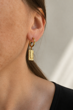 Load image into Gallery viewer, Shimmer Hoops