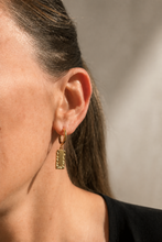 Load image into Gallery viewer, Shimmer Hoops